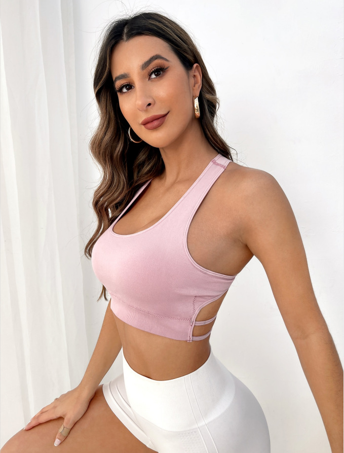 حمالة صدر رياضية قابلة للتنفس  - مراجعة Plunge Bra Push Up وسعره